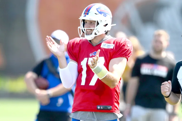 Allen gives Browns up-close view of franchise QB in joint practice